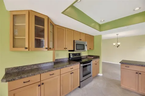 2003 Hartlebury Way Sun City Center FL 33573