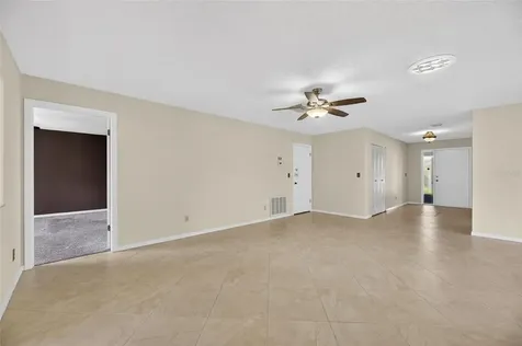2003 Hartlebury Way Sun City Center FL 33573