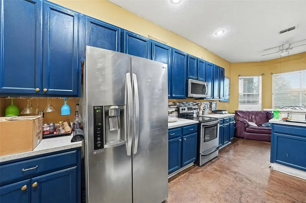 37110 Highland Bluff Circle Dade City FL 33523