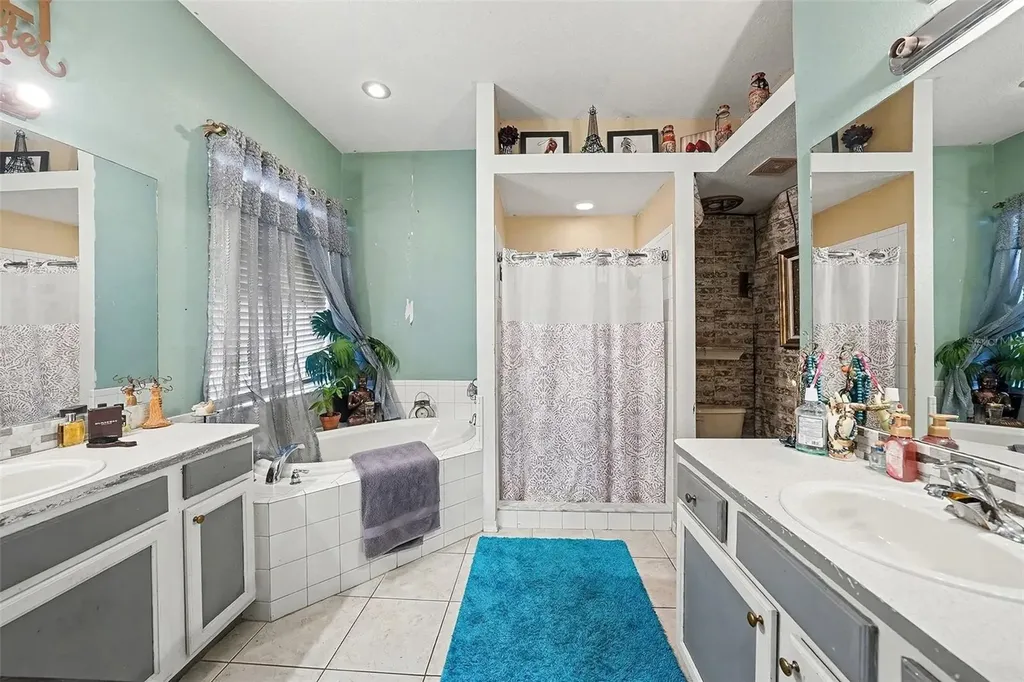 37110 Highland Bluff Circle Dade City FL 33523