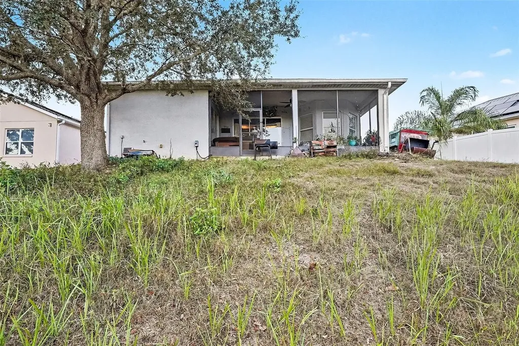 37110 Highland Bluff Circle Dade City FL 33523