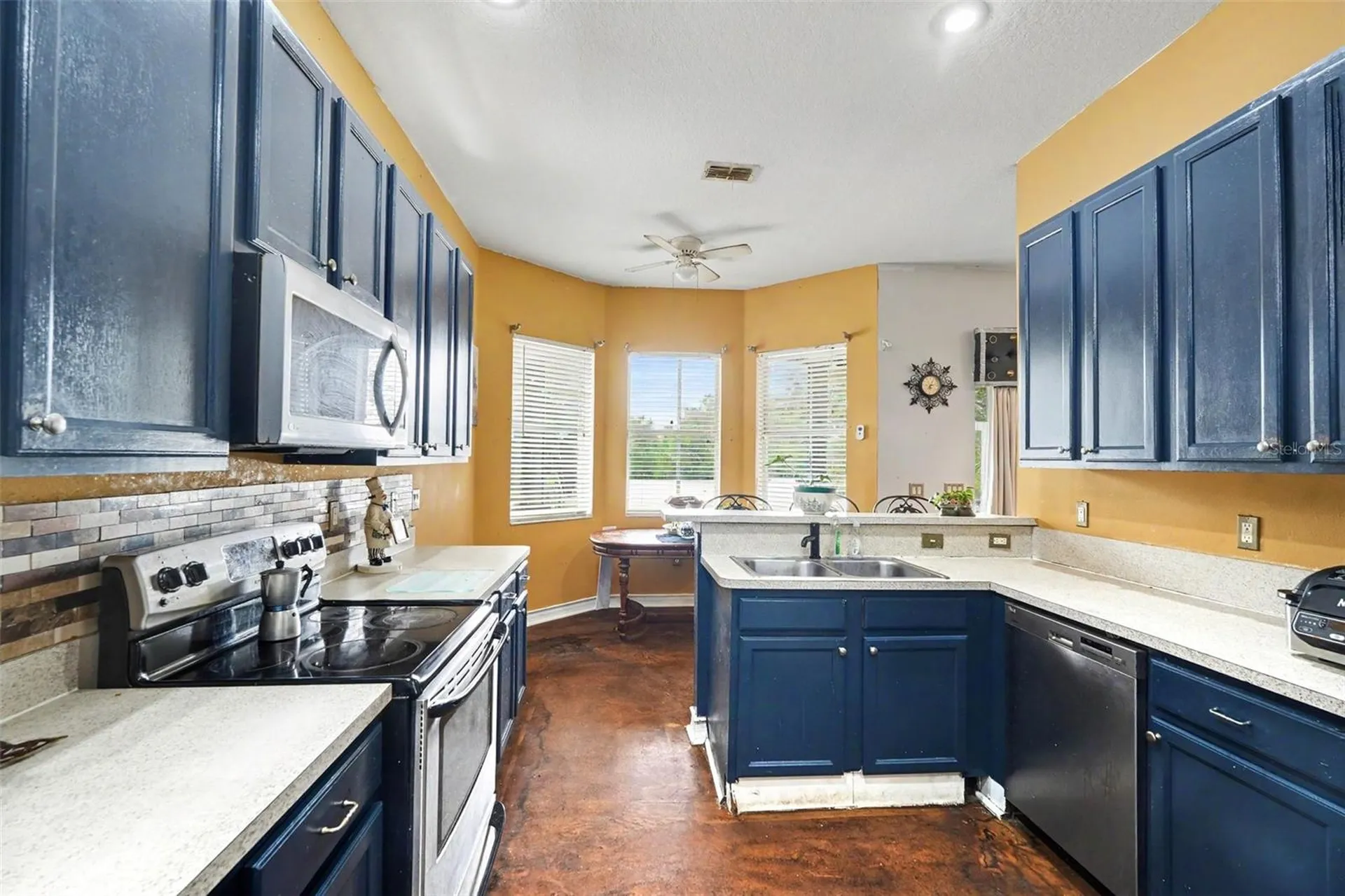 37110 Highland Bluff Circle Dade City FL 33523