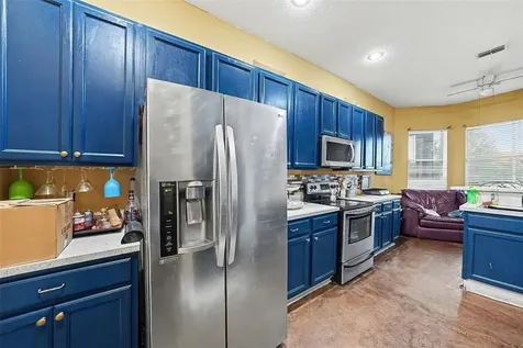 37110 Highland Bluff Circle Dade City FL 33523