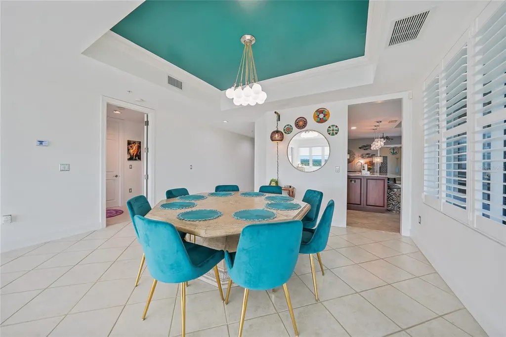 2590 N Beach Road Englewood FL 34223