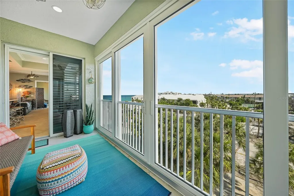 2590 N Beach Road Englewood FL 34223