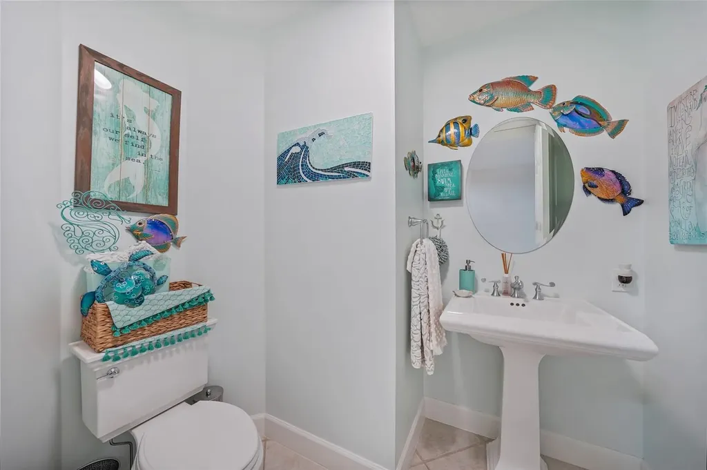 2590 N Beach Road Englewood FL 34223