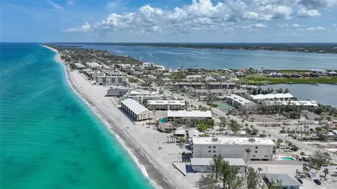 2590 N Beach Road Englewood FL 34223