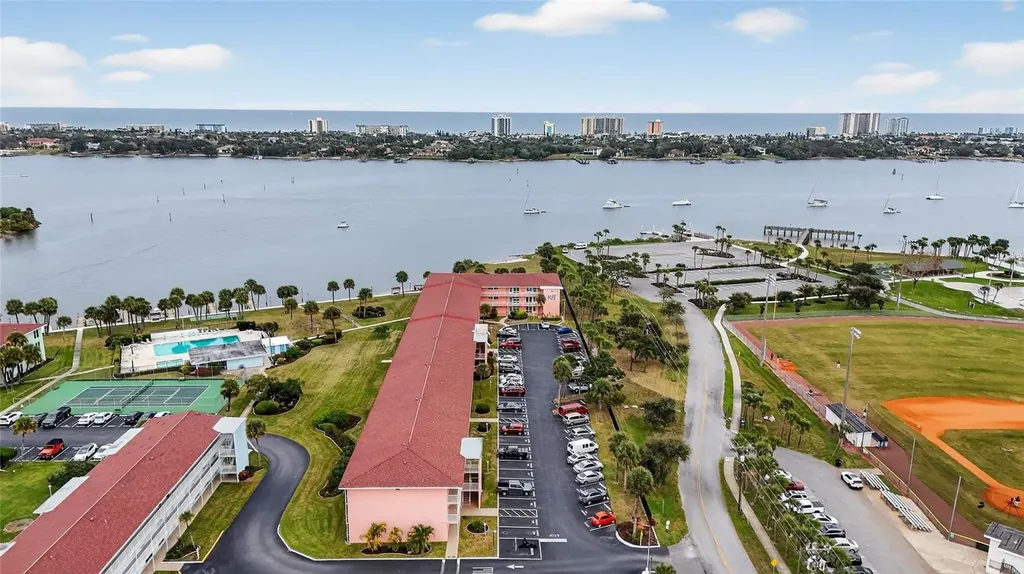 721 S Beach Street Daytona Beach FL 32114