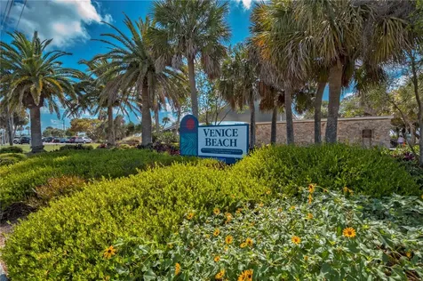 612 Barcelona Avenue Venice FL 34285