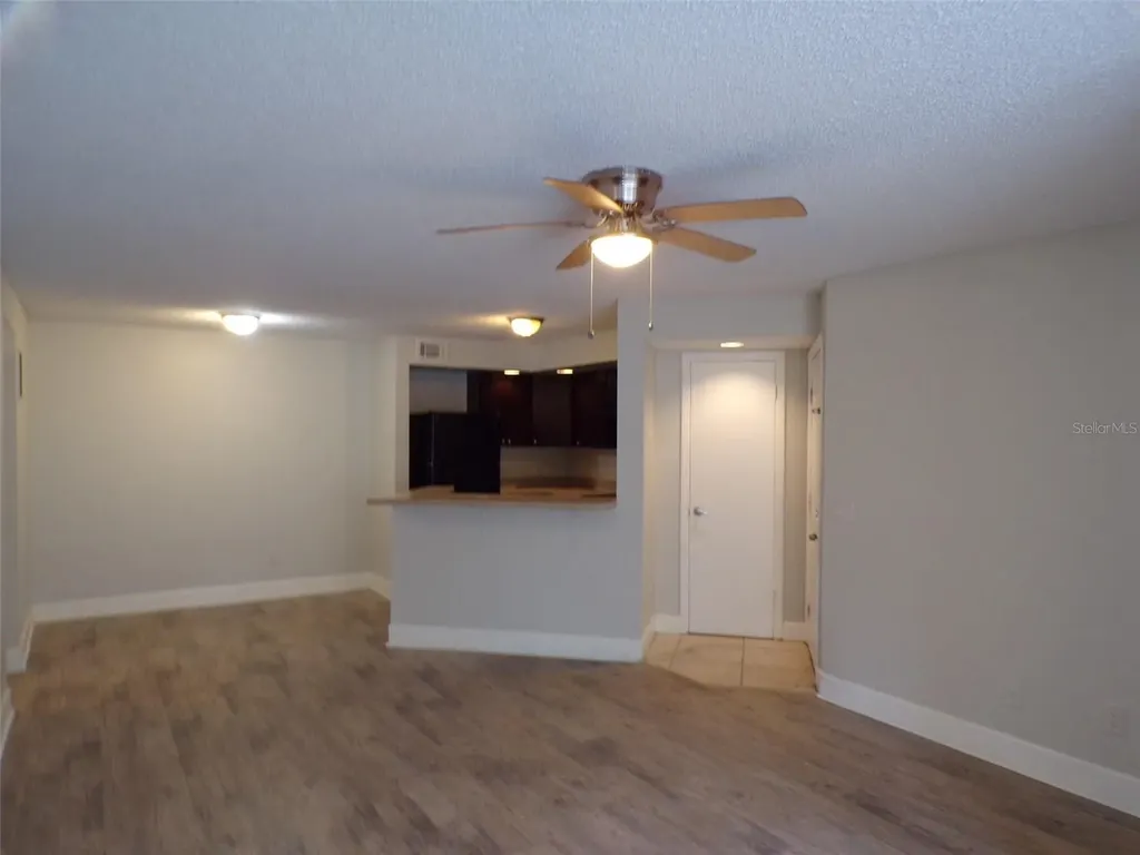 4518 Commander Drive Orlando FL 32822