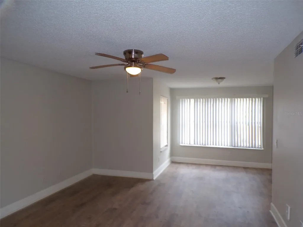 4518 Commander Drive Orlando FL 32822