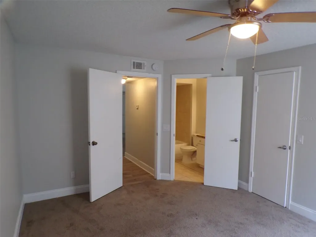 4518 Commander Drive Orlando FL 32822