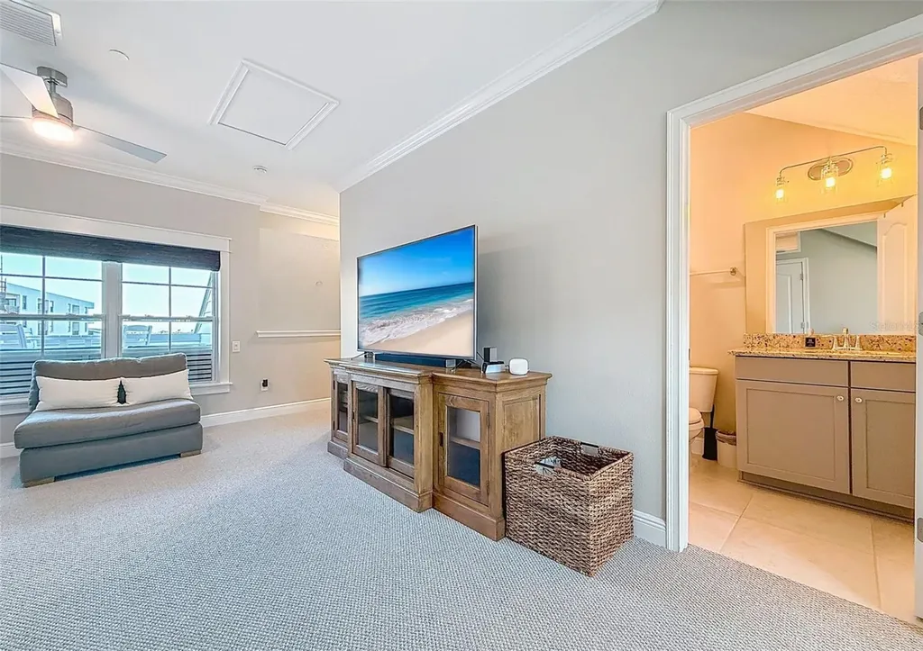 19915 Gulf Boulevard 605 Indian Shores FL 33785