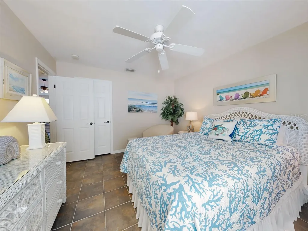 1305 Wayne Avenue New Smyrna Beach FL 32168