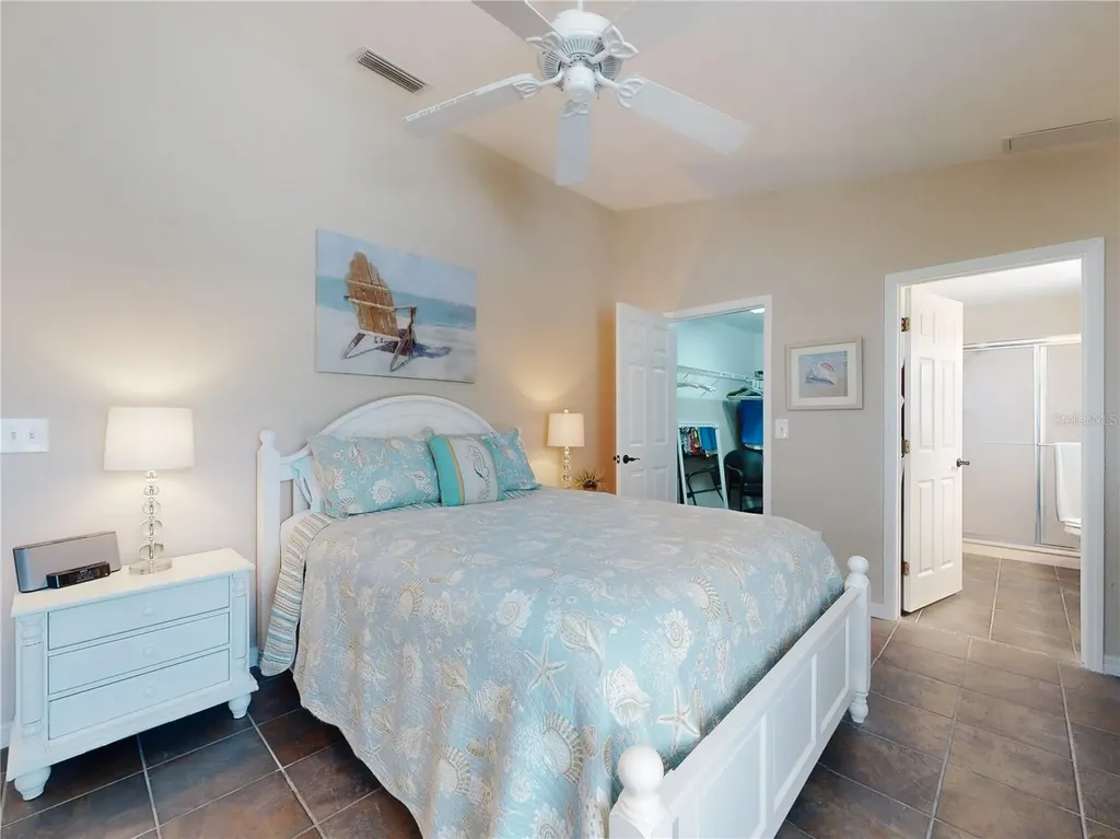 1305 Wayne Avenue New Smyrna Beach FL 32168