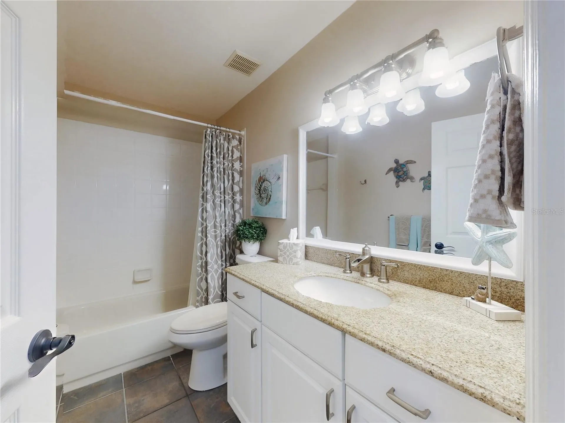 1305 Wayne Avenue New Smyrna Beach FL 32168