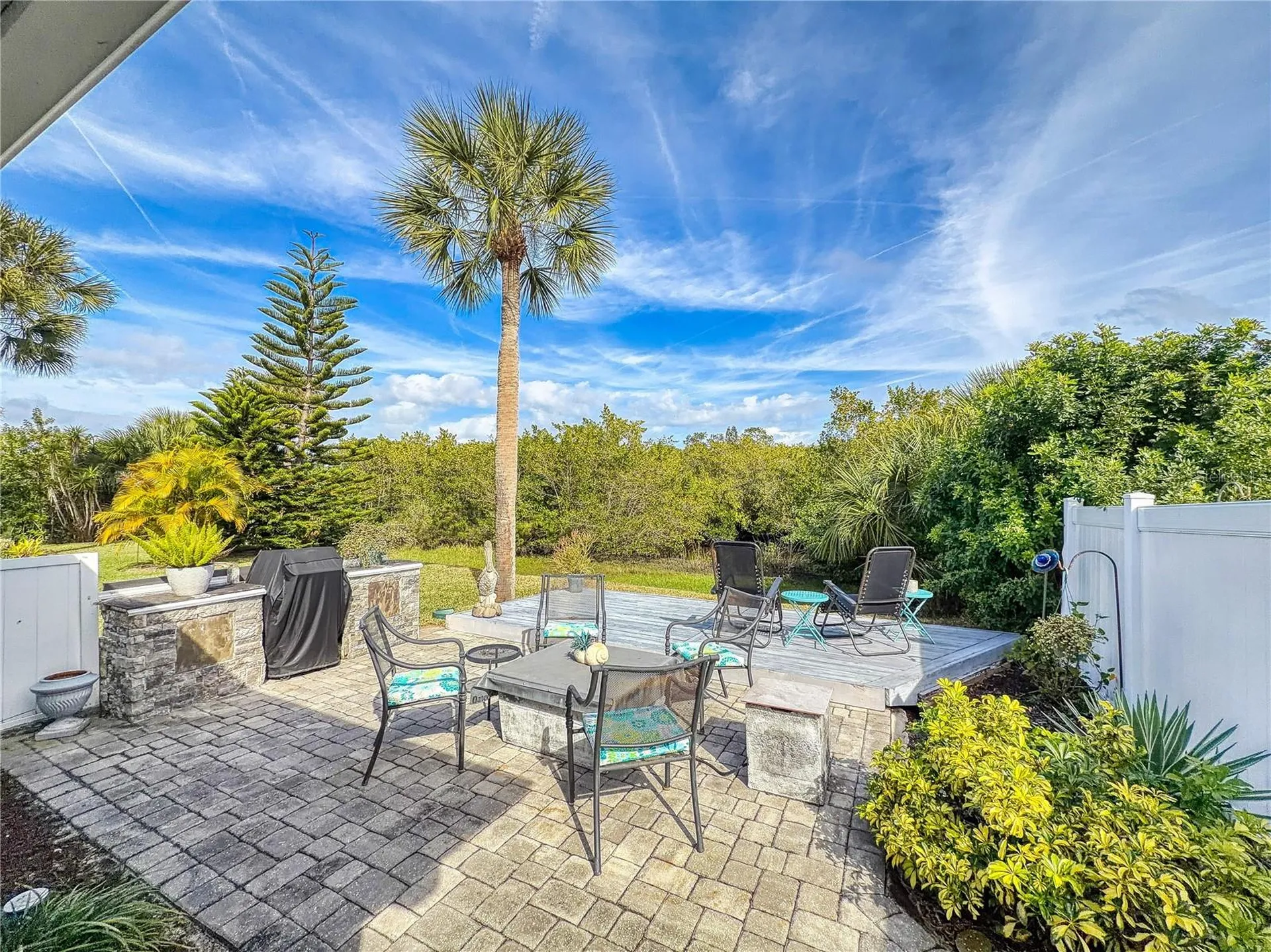 1305 Wayne Avenue New Smyrna Beach FL 32168