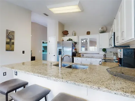 1305 Wayne Avenue New Smyrna Beach FL 32168
