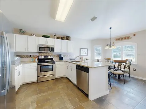 1305 Wayne Avenue New Smyrna Beach FL 32168