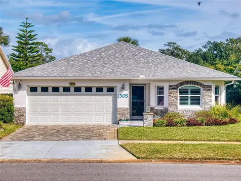 1305 Wayne Avenue New Smyrna Beach FL 32168