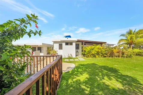 Cozy Casitas-puntas- Calle Vista Del Mar Rincon PR 00677