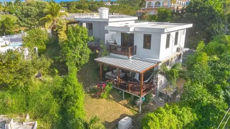 Cozy Casitas-puntas- Calle Vista Del Mar Rincon PR 00677