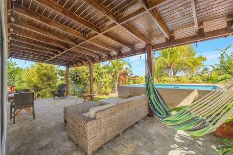 Cozy Casitas-puntas- Calle Vista Del Mar Rincon PR 00677