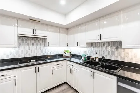 1125 W Peppertree Drive Sarasota FL 34242