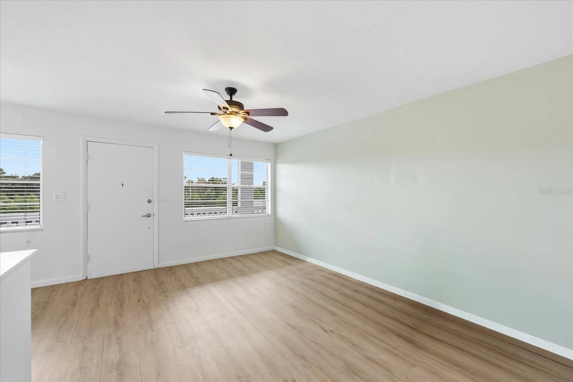 1001 77th Avenue N St Petersburg FL 33702
