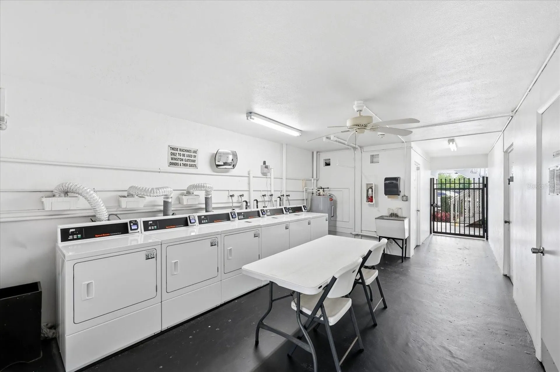 1001 77th Avenue N St Petersburg FL 33702