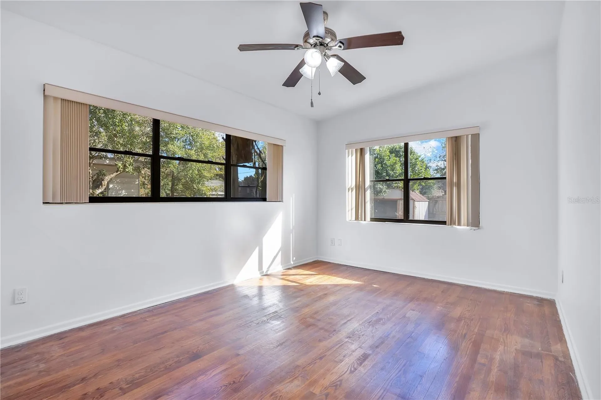 2420 Pershing Avenue Orlando FL 32806