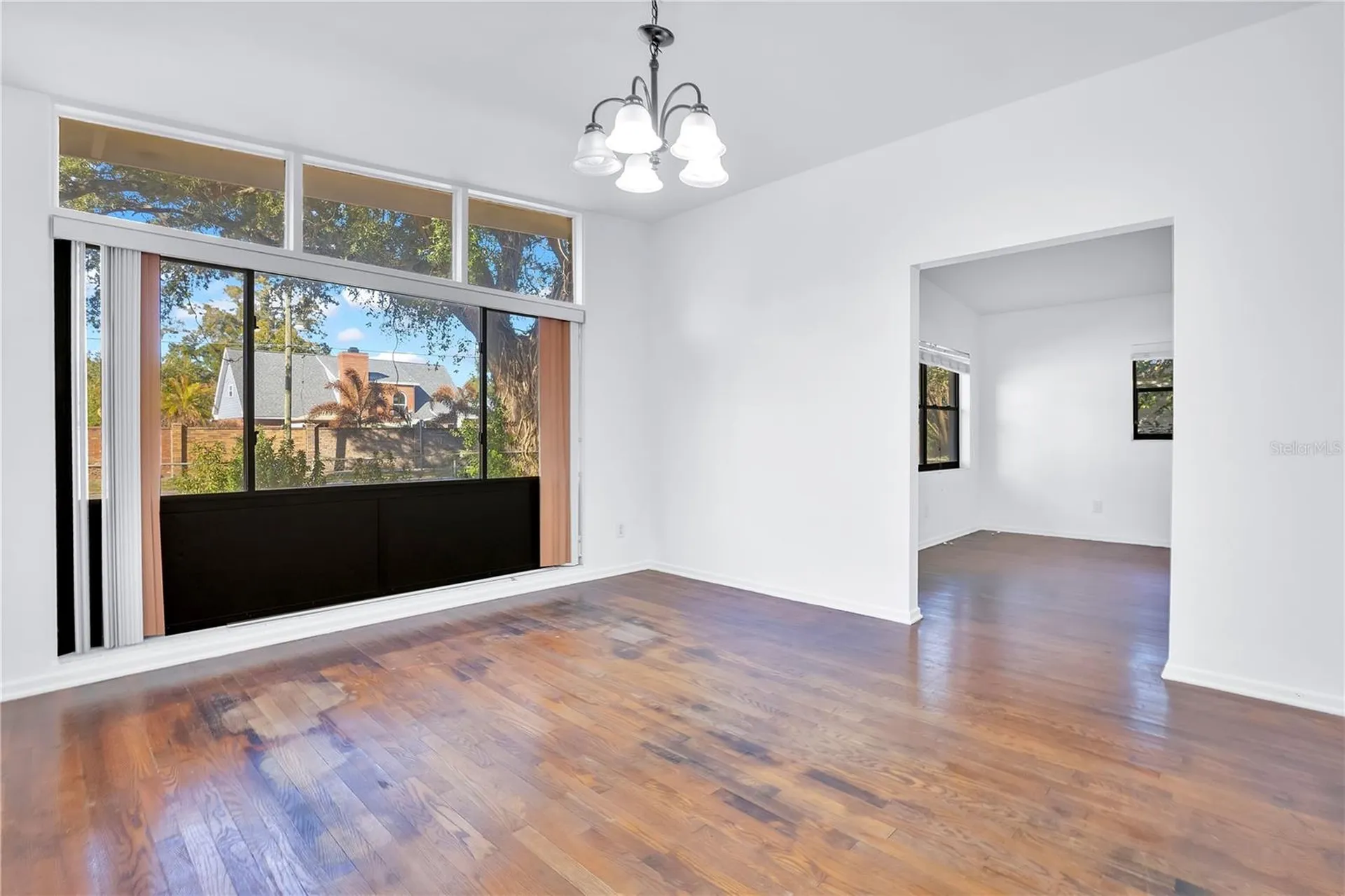 2420 Pershing Avenue Orlando FL 32806
