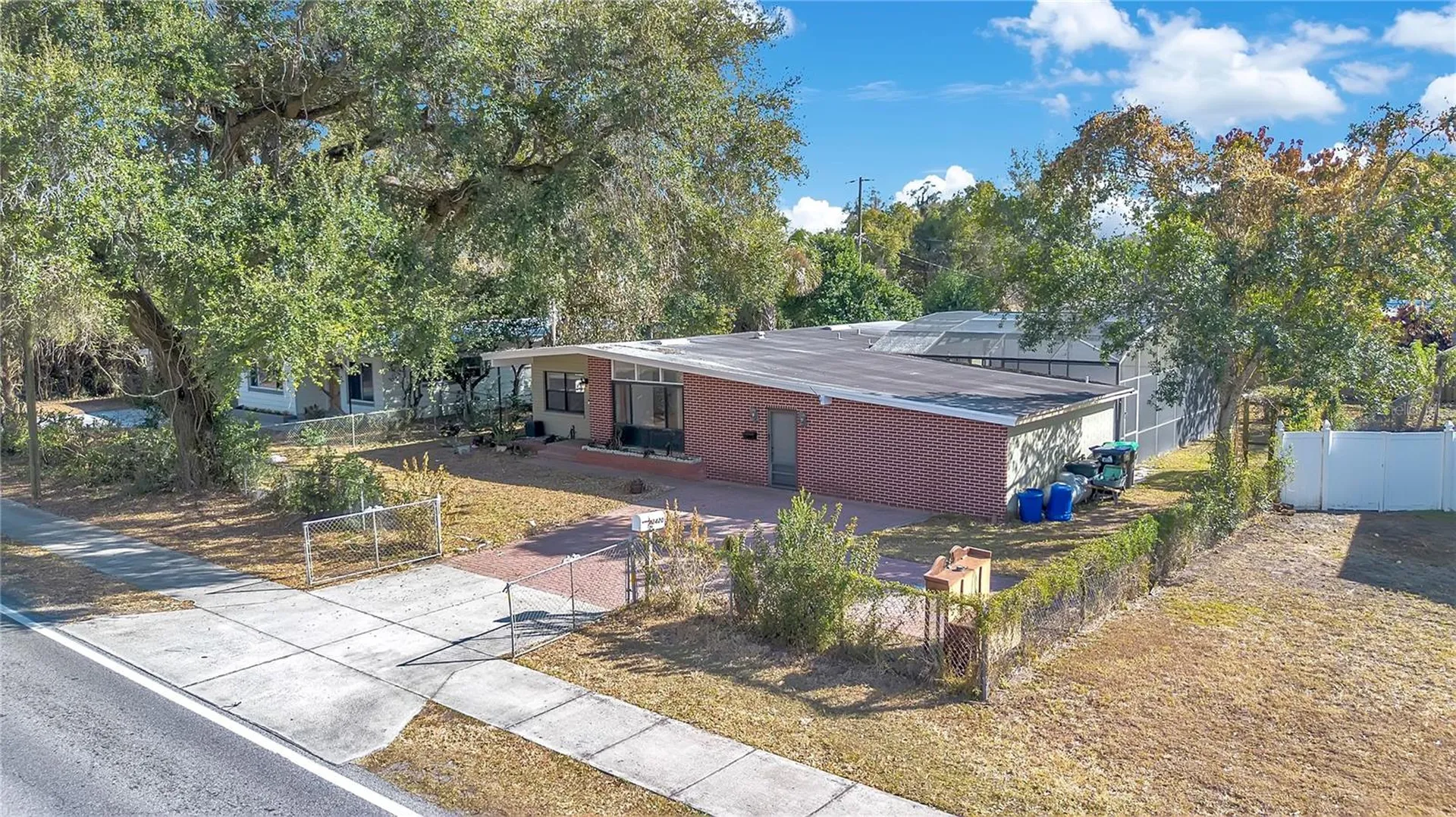 2420 Pershing Avenue Orlando FL 32806