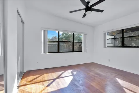 2420 Pershing Avenue Orlando FL 32806