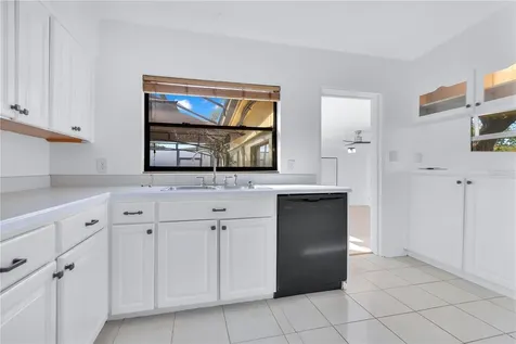 2420 Pershing Avenue Orlando FL 32806