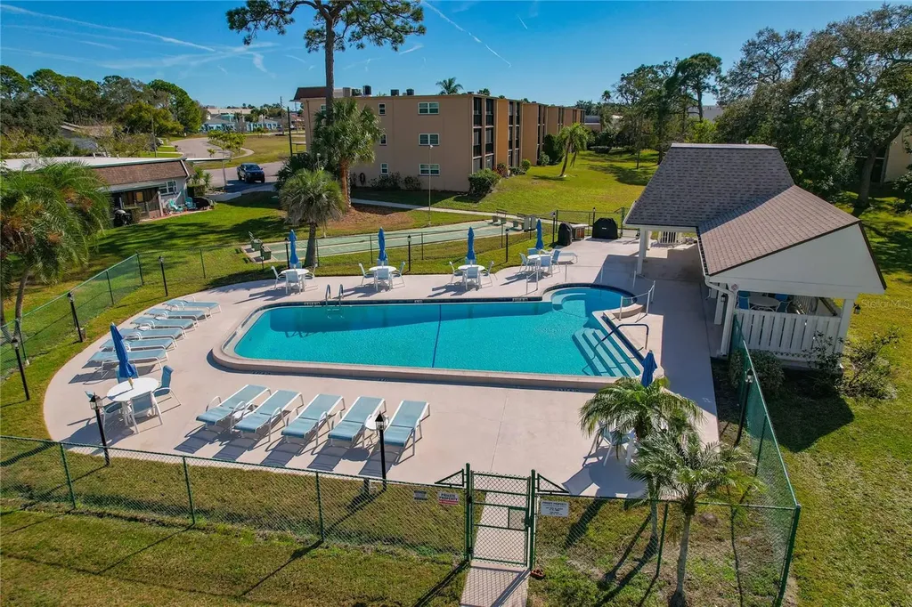 1375 Doolittle Lane Dunedin FL 34698