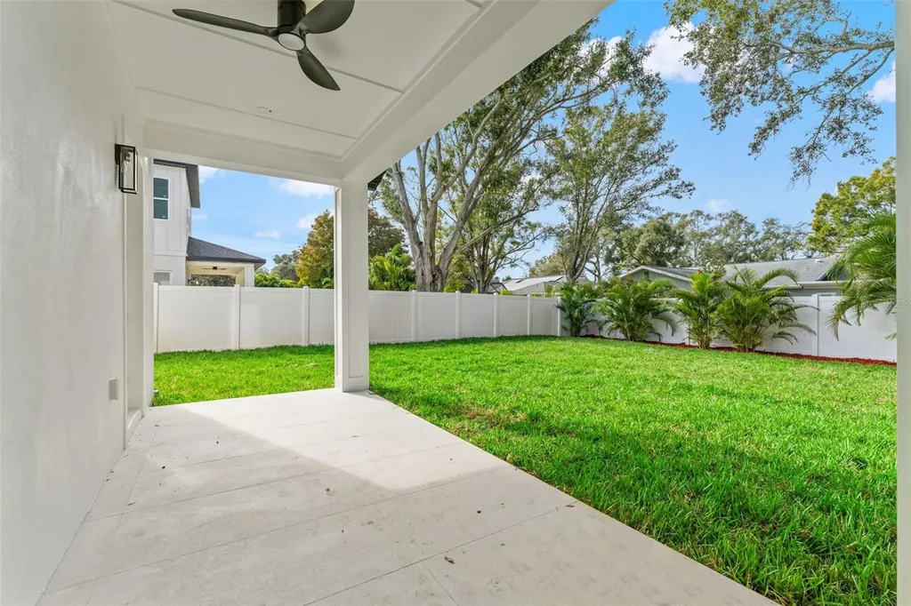10164 Hodson Place Seminole FL 33776