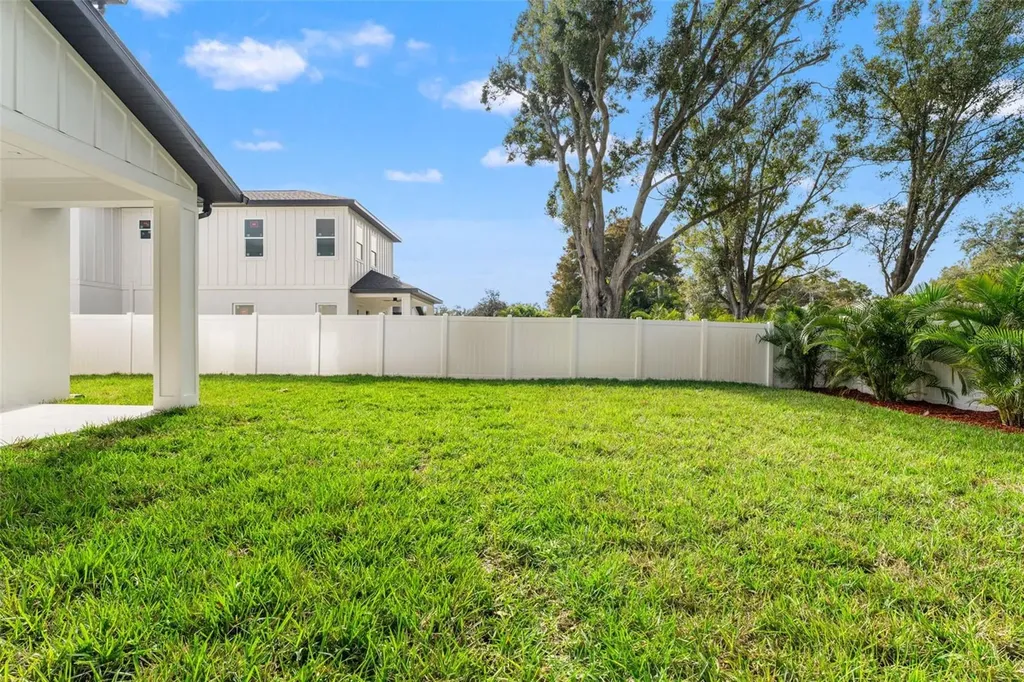 10164 Hodson Place Seminole FL 33776