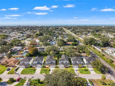 10164 Hodson Place Seminole FL 33776