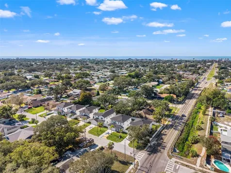 10164 Hodson Place Seminole FL 33776