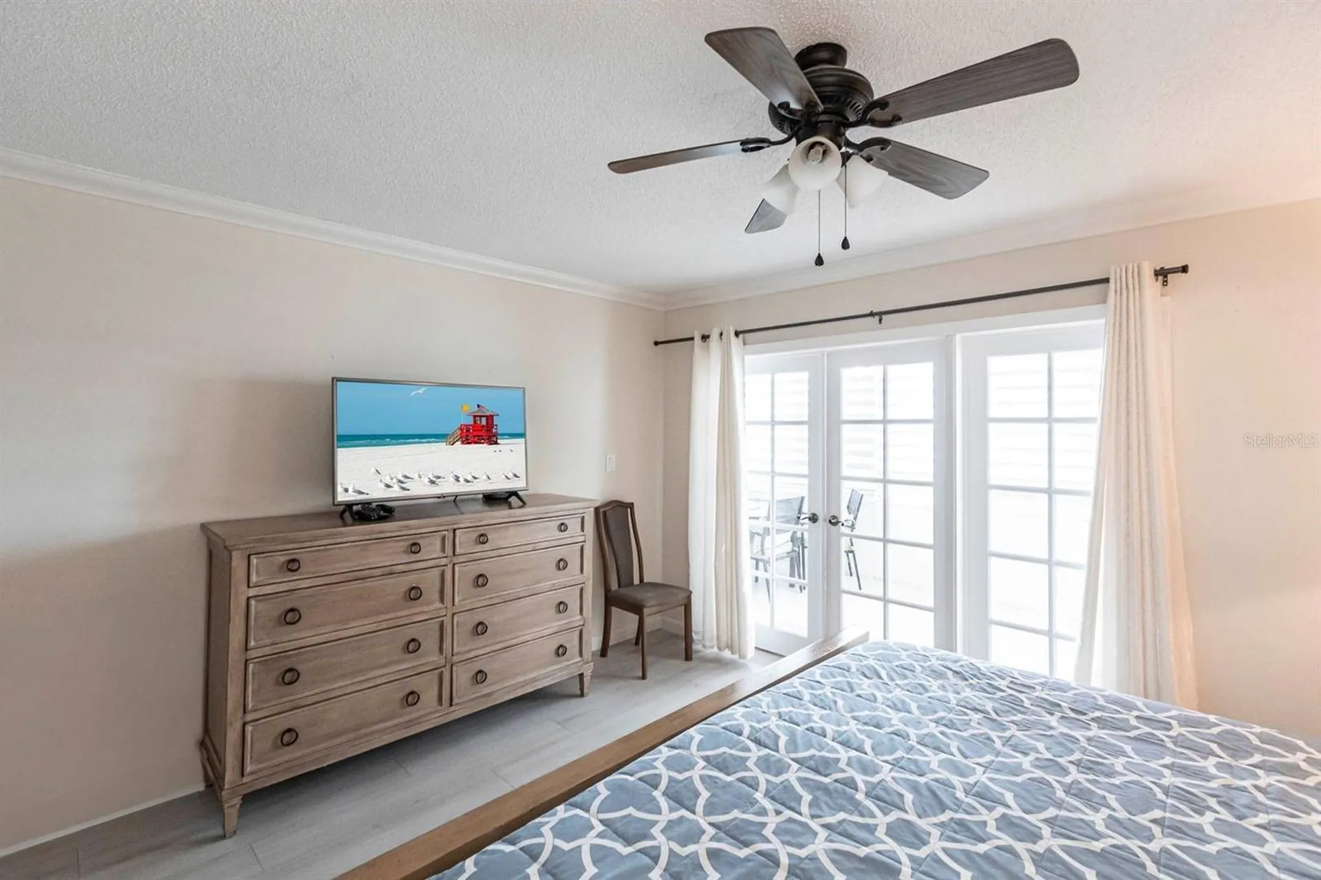 1125 W Peppertree Drive Sarasota FL 34242
