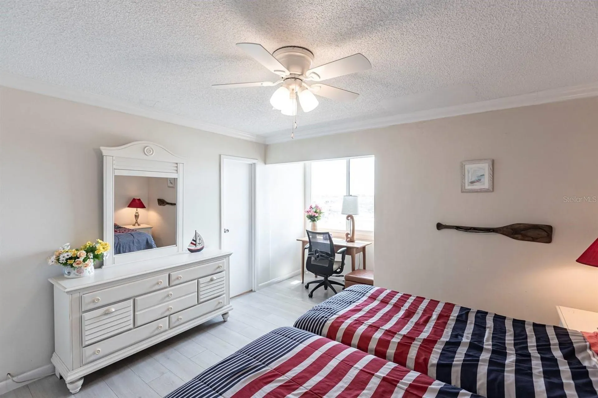 1125 W Peppertree Drive Sarasota FL 34242