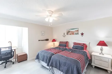 1125 W Peppertree Drive Sarasota FL 34242