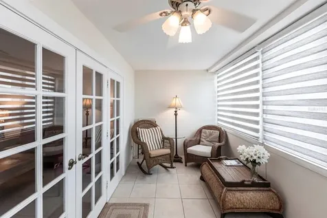 1125 W Peppertree Drive Sarasota FL 34242