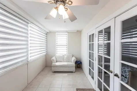 1125 W Peppertree Drive Sarasota FL 34242