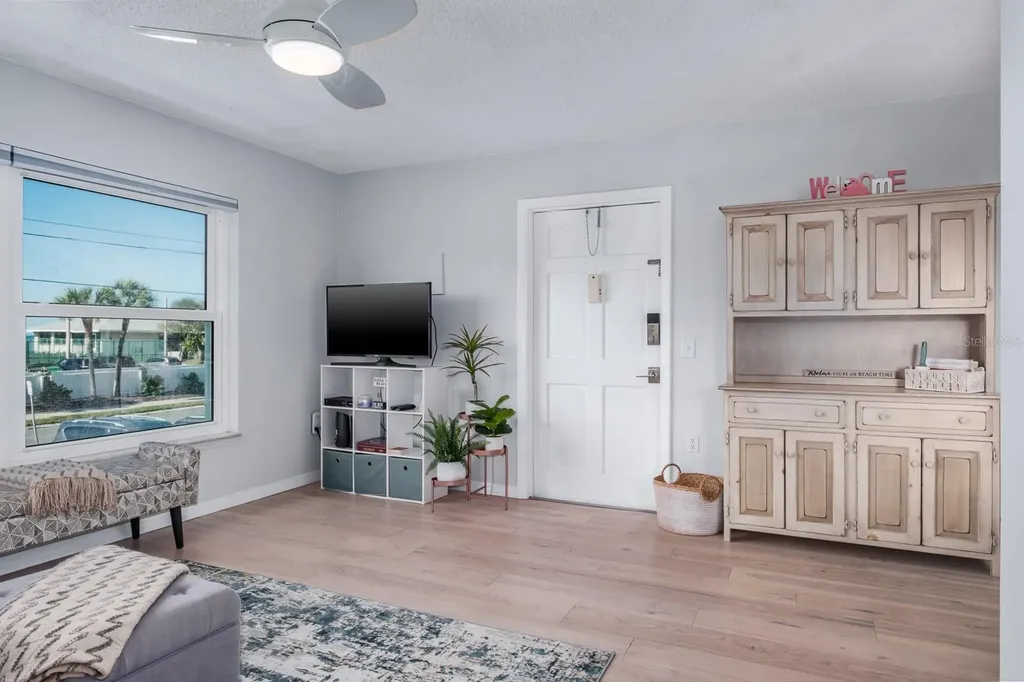 7151 Sunset Way St Pete Beach FL 33706