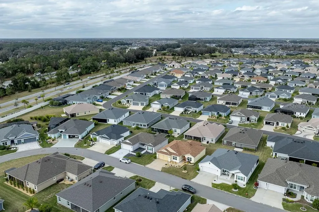 2454 Youngmann Loop The Villages FL 32163