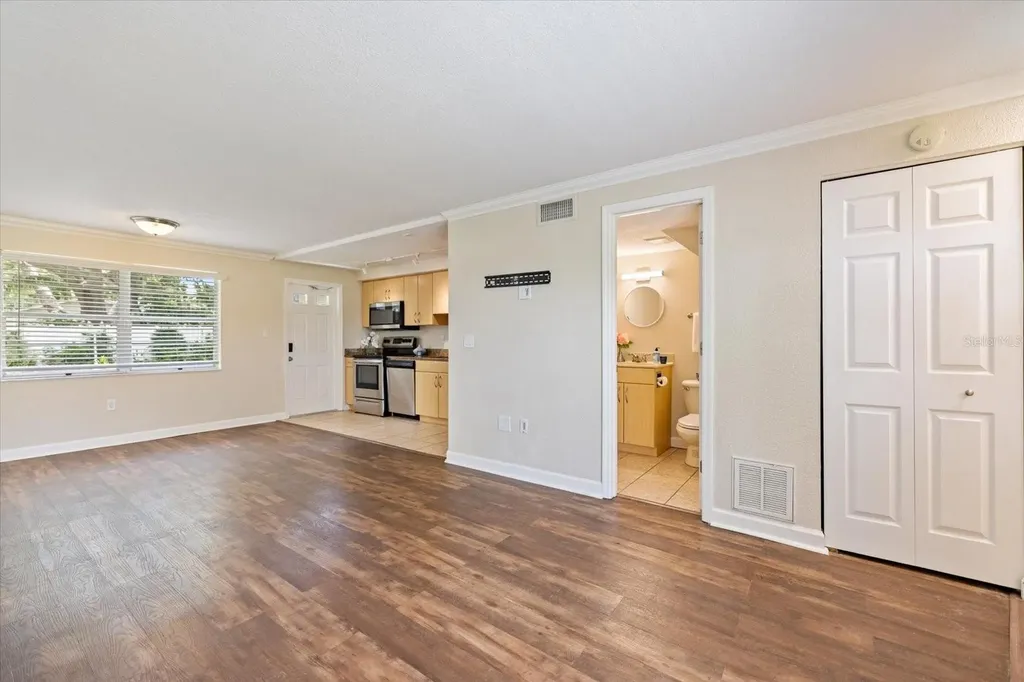 960 Highland Street Sarasota FL 34234