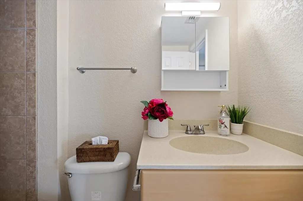 960 Highland Street Sarasota FL 34234