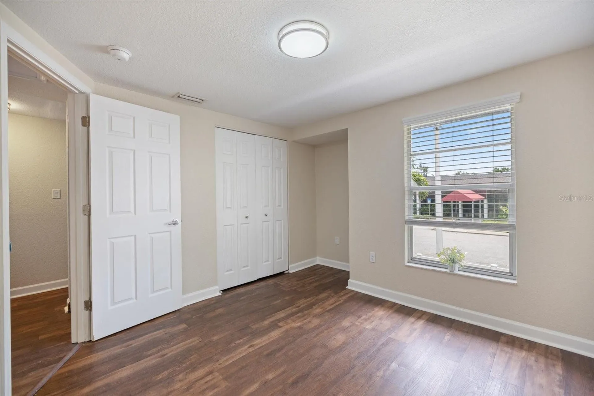 960 Highland Street Sarasota FL 34234